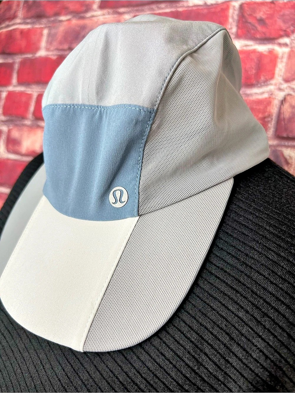 Lululemon NWT Fast and Free Run Hat Elite M Grey Colorblock Cap One Size